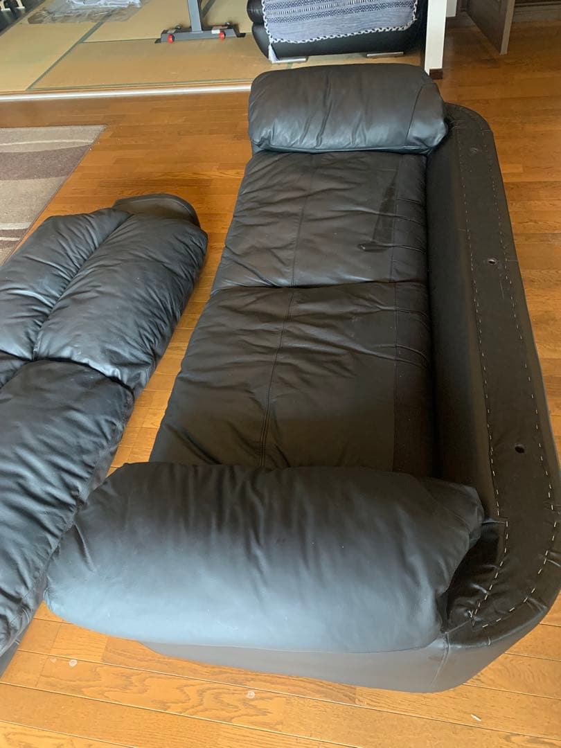 高級皮革柔らかいソファー　未使用に近い
