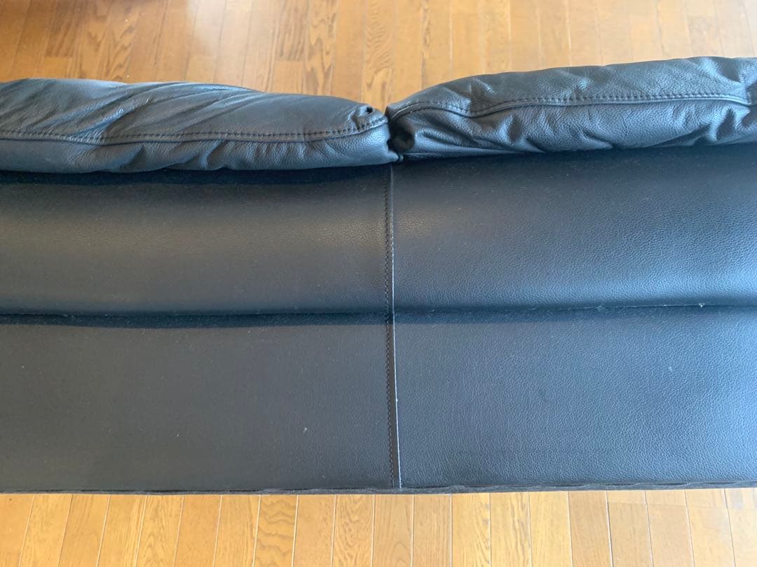 高級皮革柔らかいソファー　未使用に近い