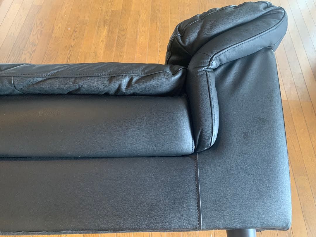 高級皮革柔らかいソファー　未使用に近い