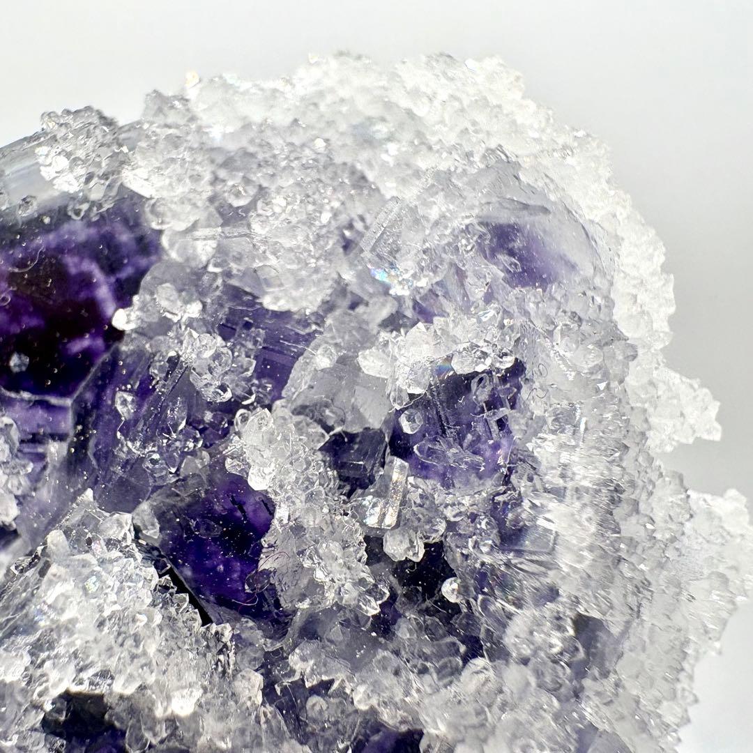 560 中国湖南省 Manaoshan Mine産 フローライト