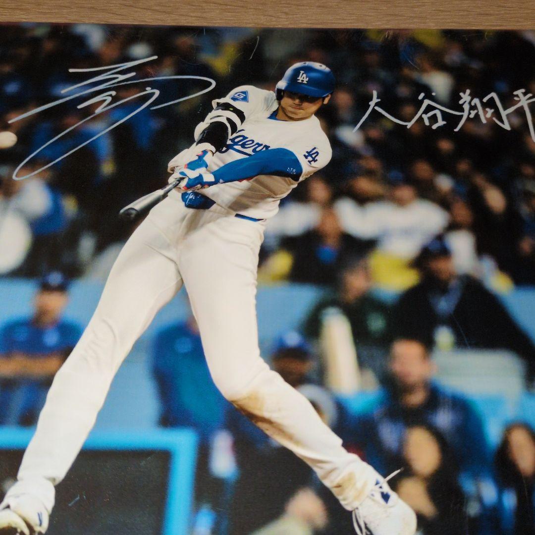 大谷翔平選手　直筆サイン入り　写真　非売品　ドジャース