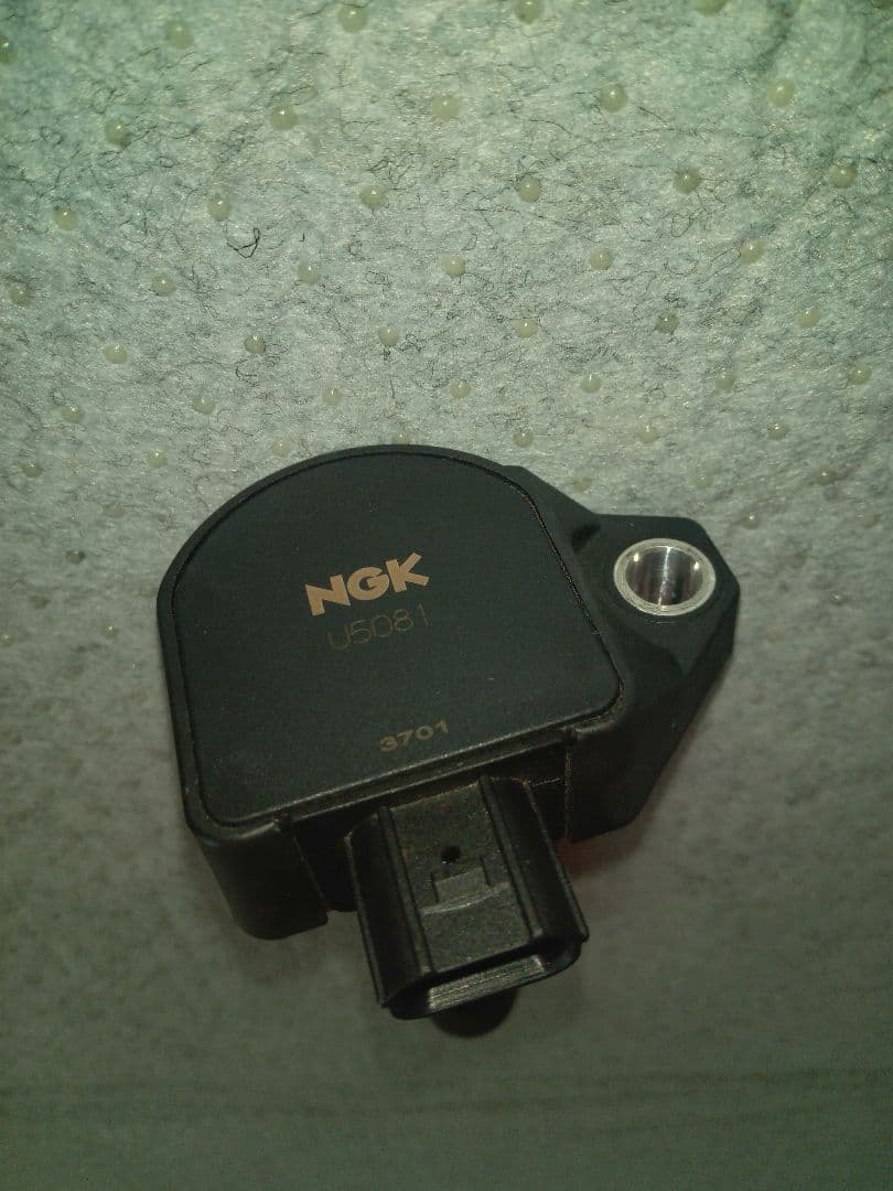 ★NGK イグニッションコイル U5081 4本セット ホンダ　使用極わずか美品