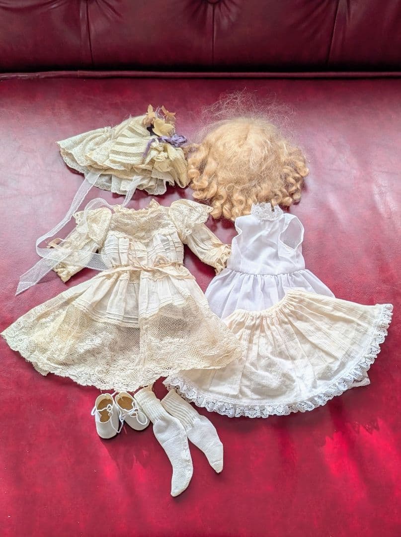 アンティーク　ビスクドール　ミステリー　クローズドマウス