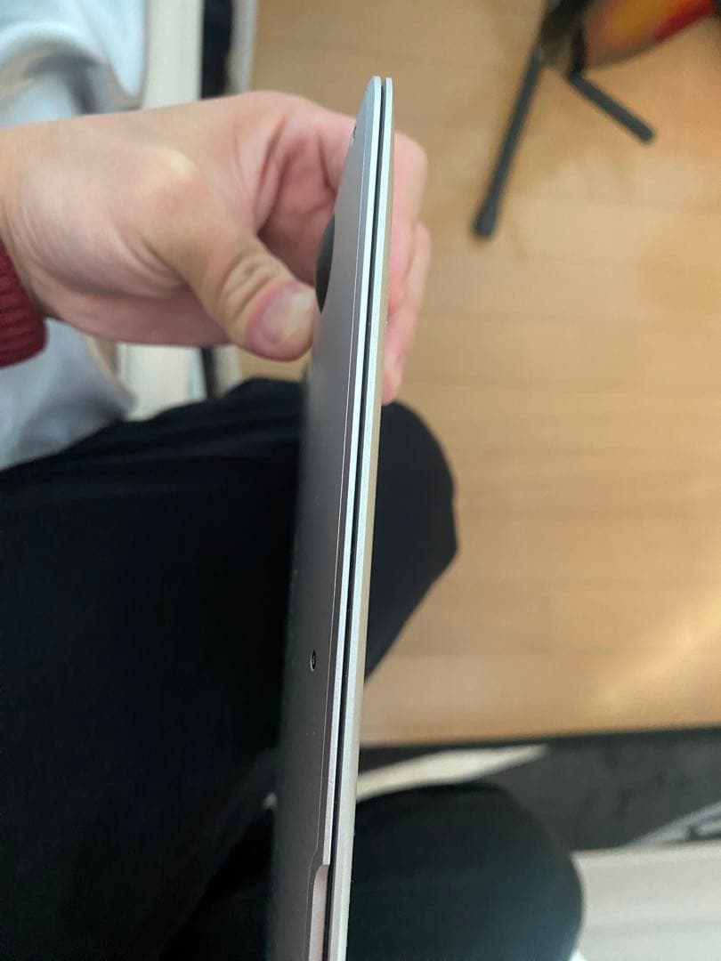 Apple MacBook Air 本体　Niko