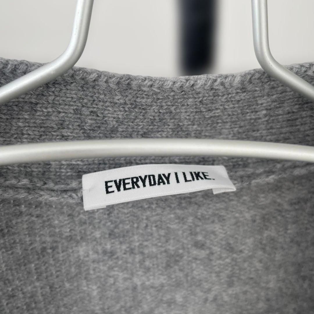 【新品】ドゥーズエムクラス　グレー　　　　　　　　BIGカーディガン