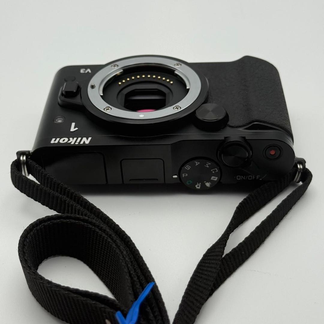 ニコン　Nikon 1 V3 ケース付き