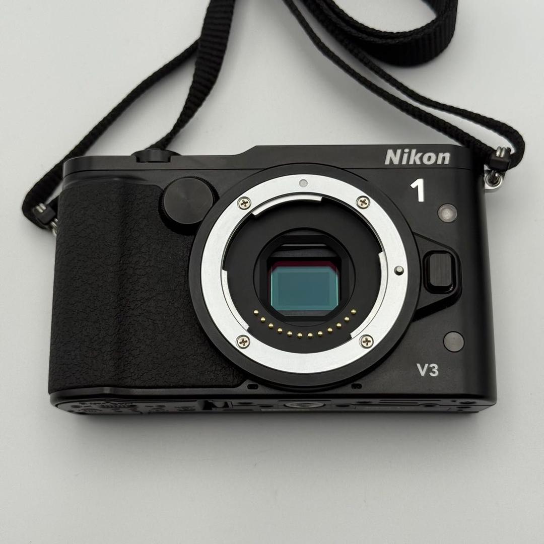 ニコン　Nikon 1 V3 ケース付き