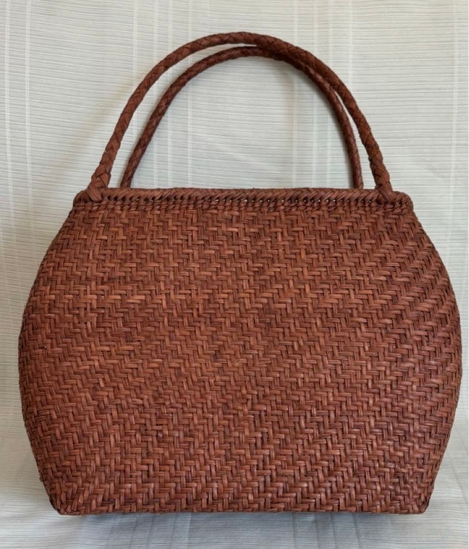 新品 長野産 極細3ミリ蔓職人手編み　網代編み　山葡萄籠バッグ