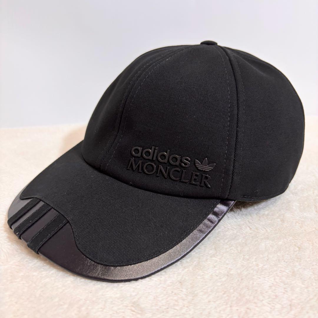 美品 MONCLER ベースボールキャップ adidasコラボ 三本ライン.