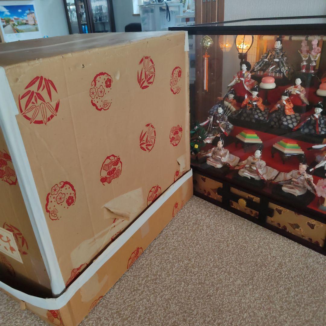 雛人形　ガラスケース付き