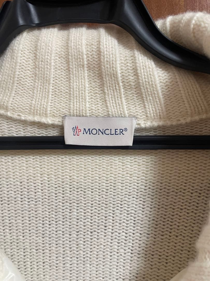 MONCLER アイボリー ダウンカーディガン