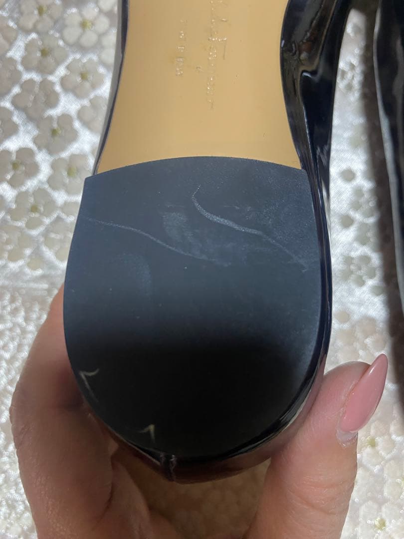 値下げしました　フェラガモバレーシューズ　4 2/1