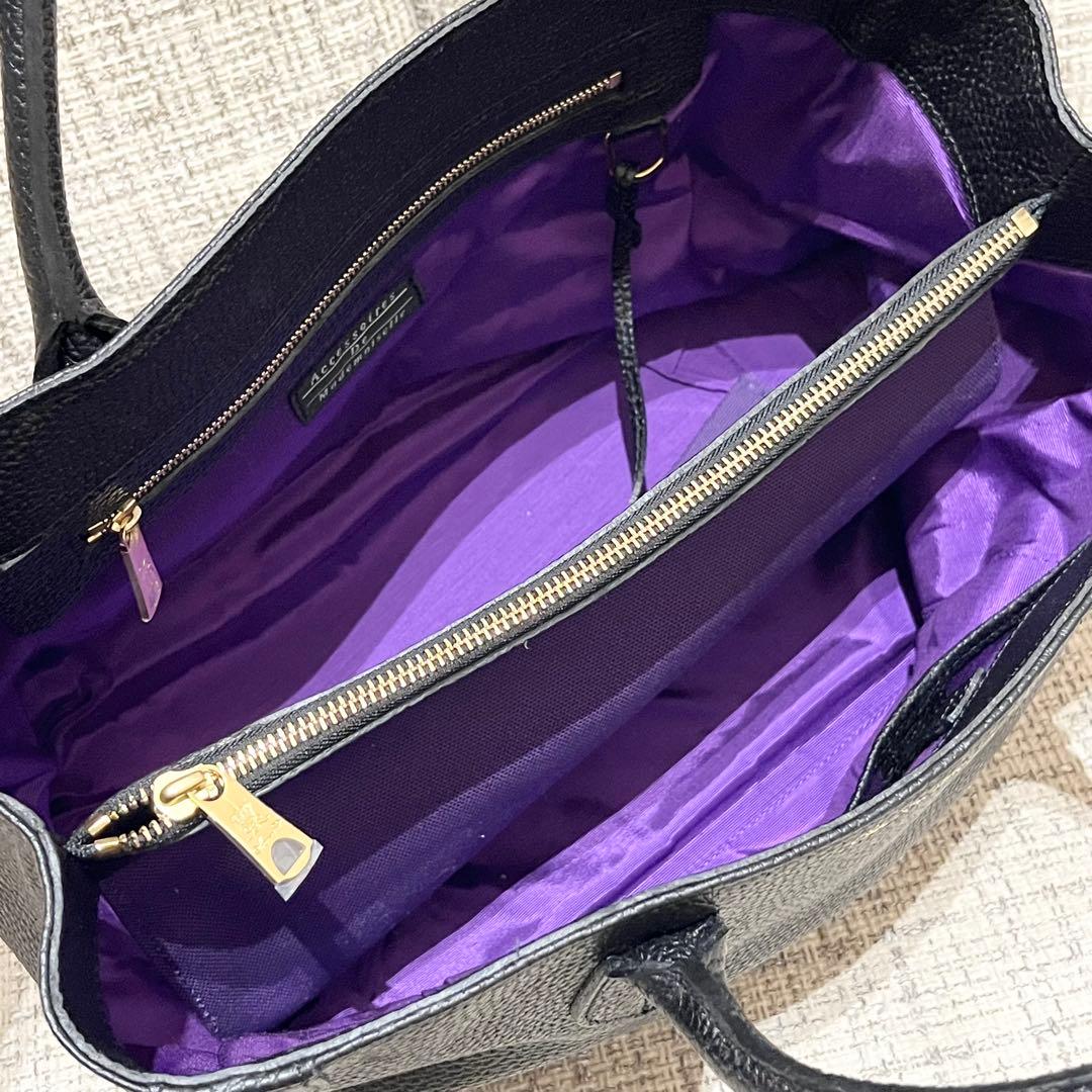 未使用品　A.D.M.J ハンドバッグ　シボ革　金具　ブラック　レザー　黒