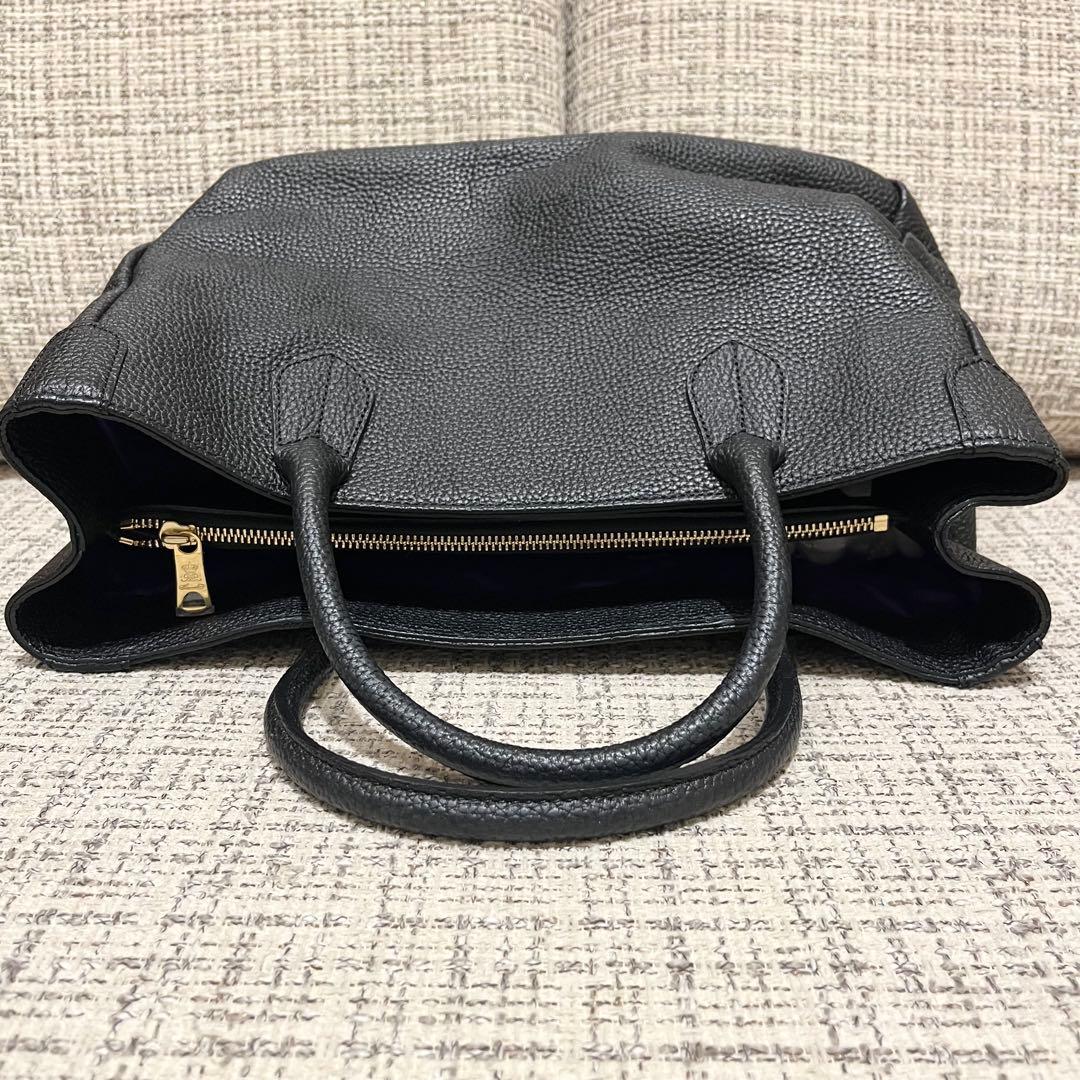 未使用品　A.D.M.J ハンドバッグ　シボ革　金具　ブラック　レザー　黒