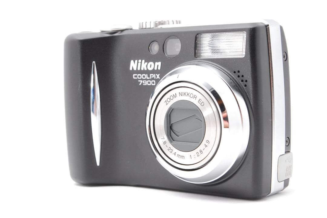 【使用感少　美品】Nikon COOLPIX 7900　コンデジ　クールピクス