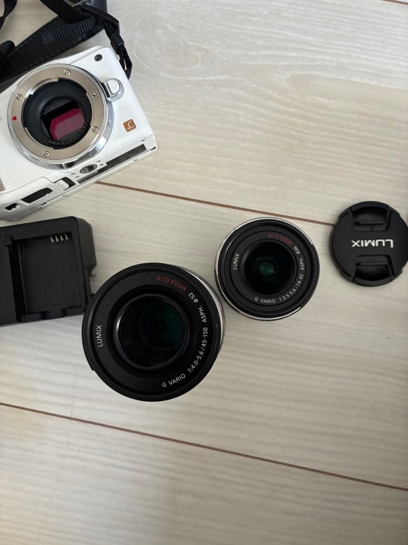 LUMIX ルミックスGF6ミラーレス一眼カメラ 本体とレンズ2本