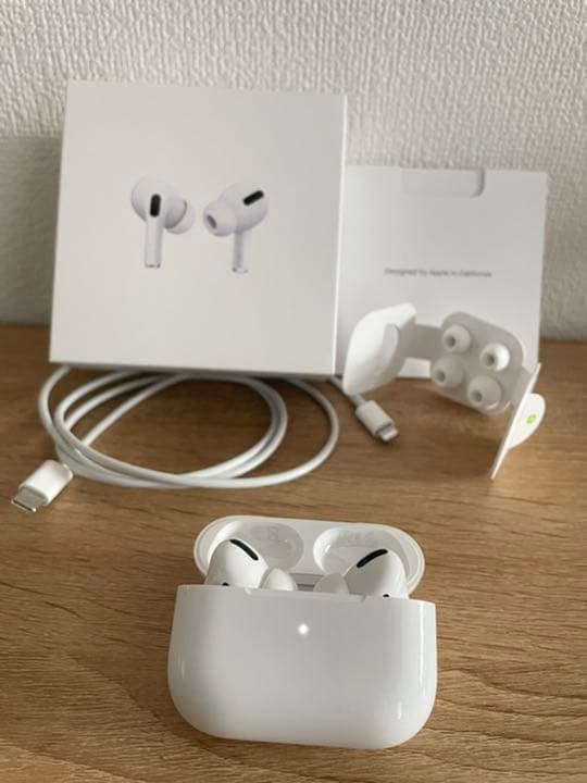 【正規品・美品】Apple AirPods Pro MWP22J/A