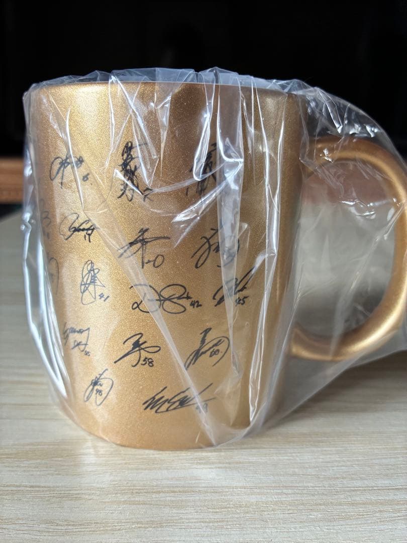 【未使用】2024優勝記念サインマグカップ 横浜DeNA 限定品