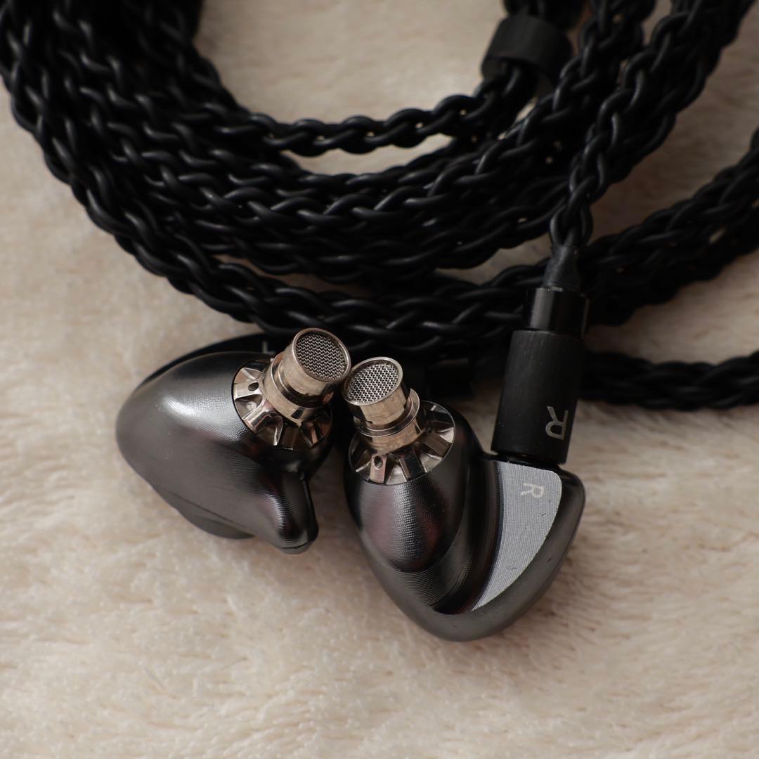 イヤホン acoustune HS1790TI