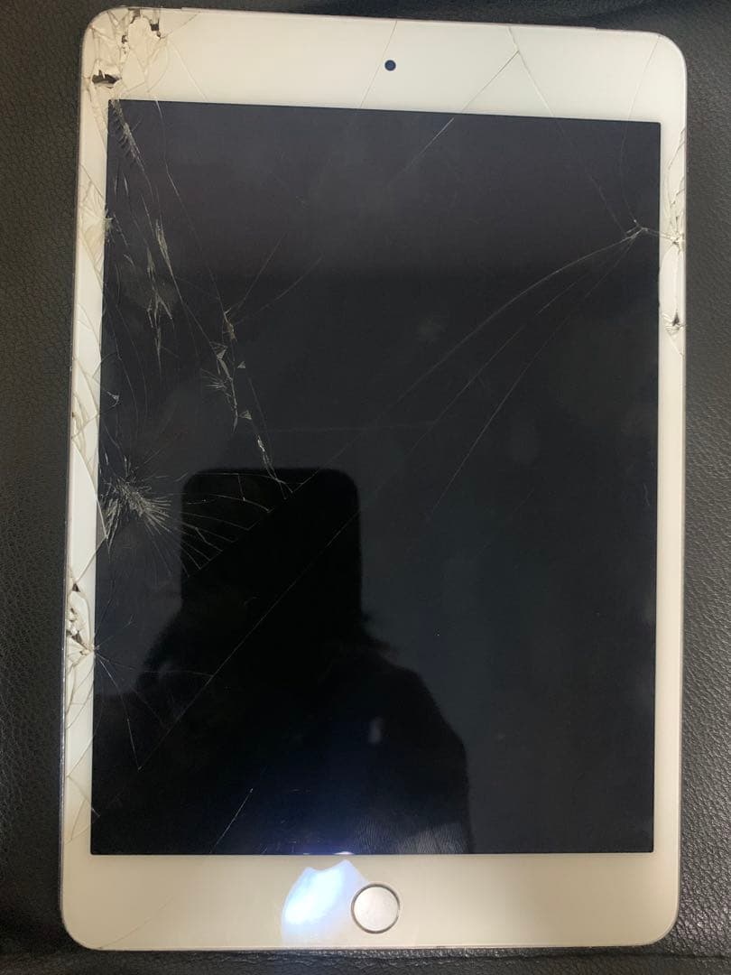 iPadmini4 128GB Wi-Fi + Cellular 【ジャンク】