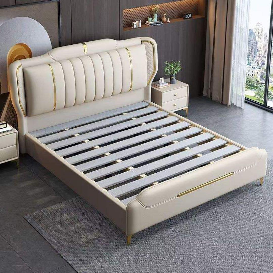 モダンデザインベッドフレーム　キングサイズ