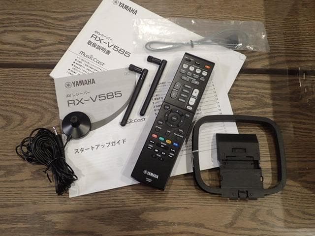 YAMAHA　AVアンプ　RX-V585　付属完備・超美品・快調・快音です