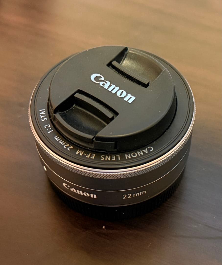 Canon EOS Kiss M ダブルレンズキット ホワイト