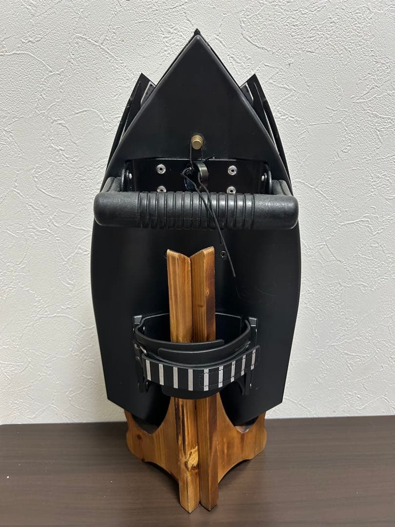 アベンジャーズ キャプテンアメリカ ワカンダシールド　金属製