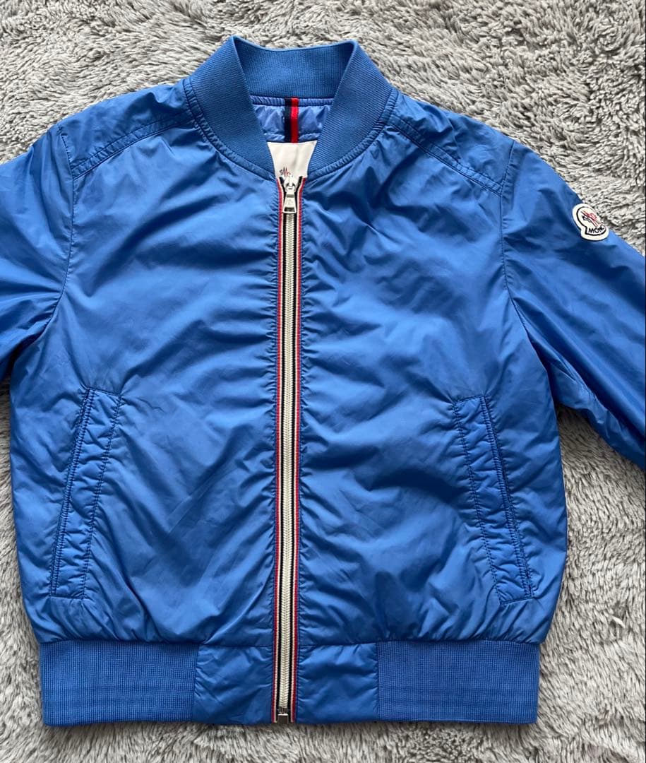 モンクレール　MONCLER 140 ジャケット　ブルゾン　子ども　水色