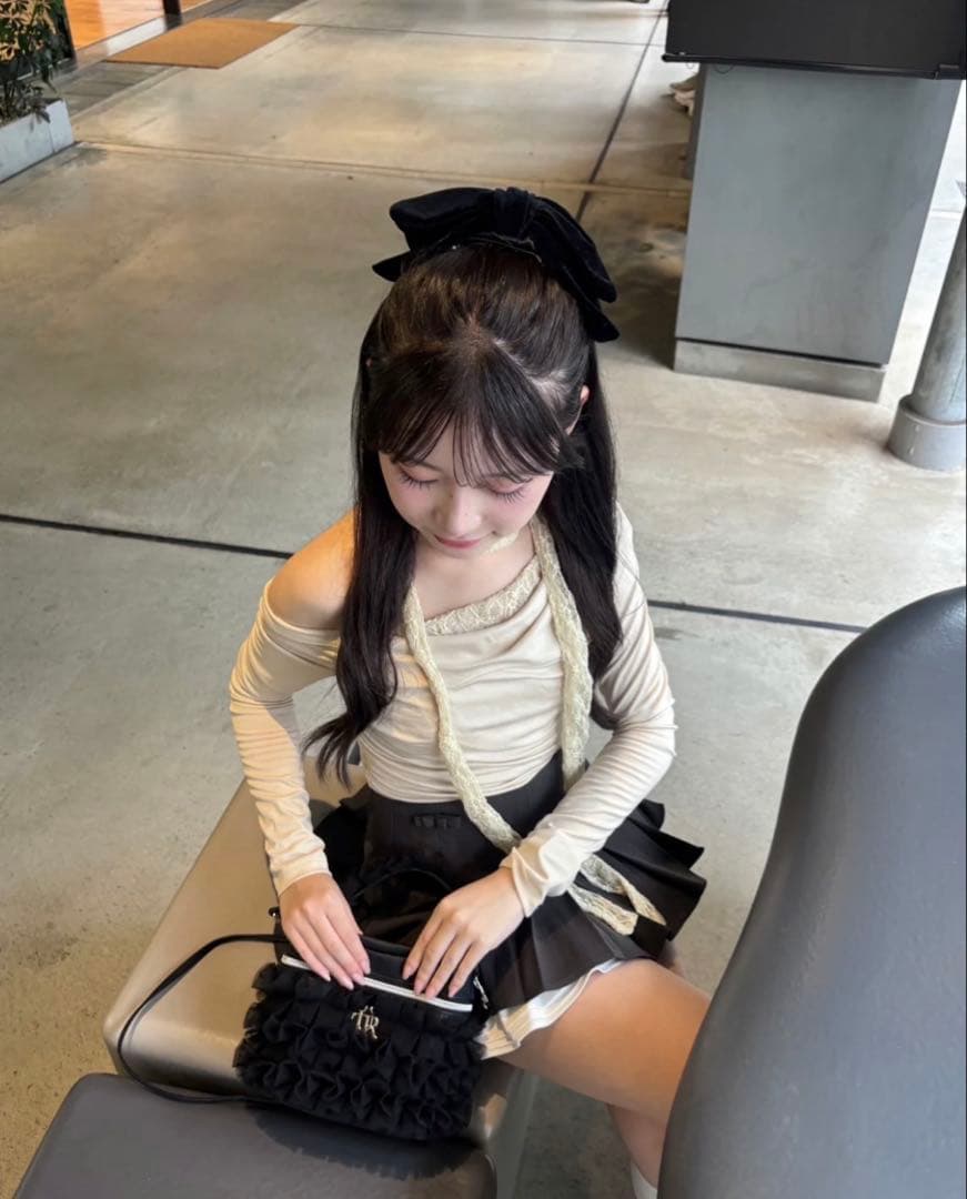 【treatürself】Romance Lace-Tie Top/ beige