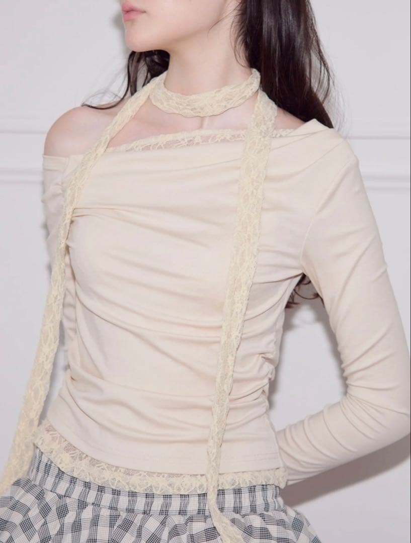 【treatürself】Romance Lace-Tie Top/ beige