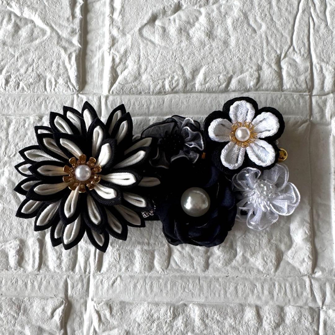 パール付き重ね衿　レース半衿　レース帯揚げ　つまみ細工のお飾り　レース付け袖　他