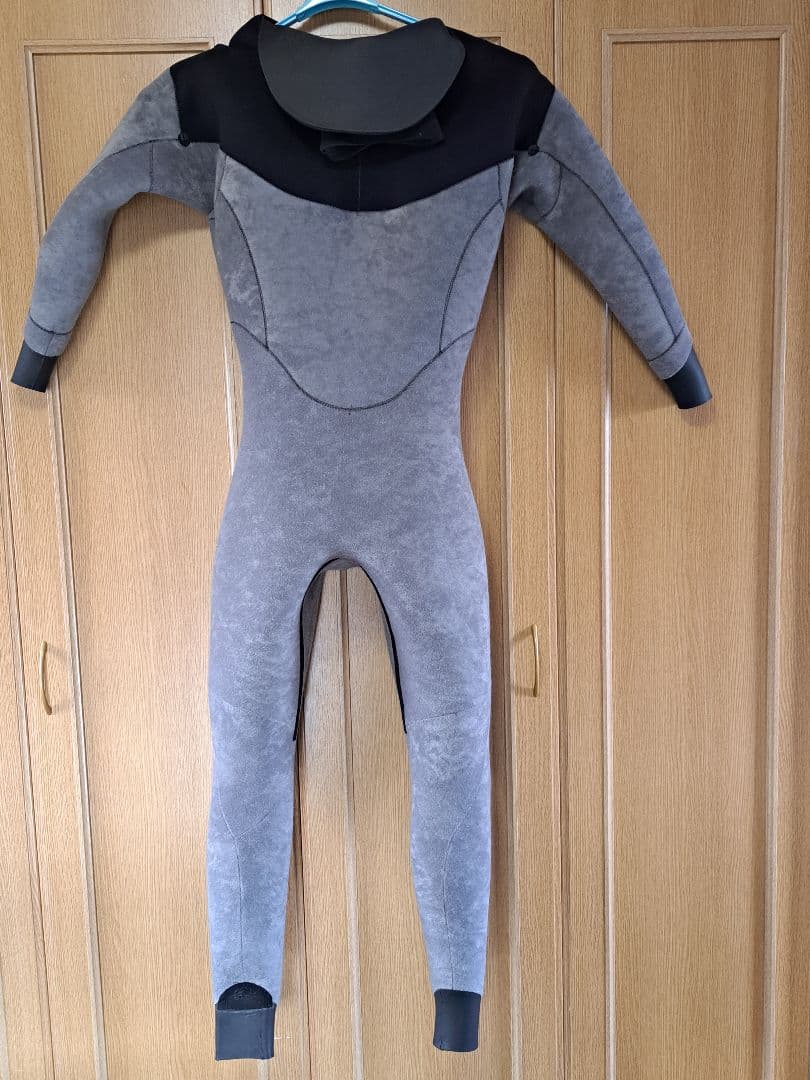 AXXE Classic HYBRID U-ZIP セミドライスーツ5/ 3mm