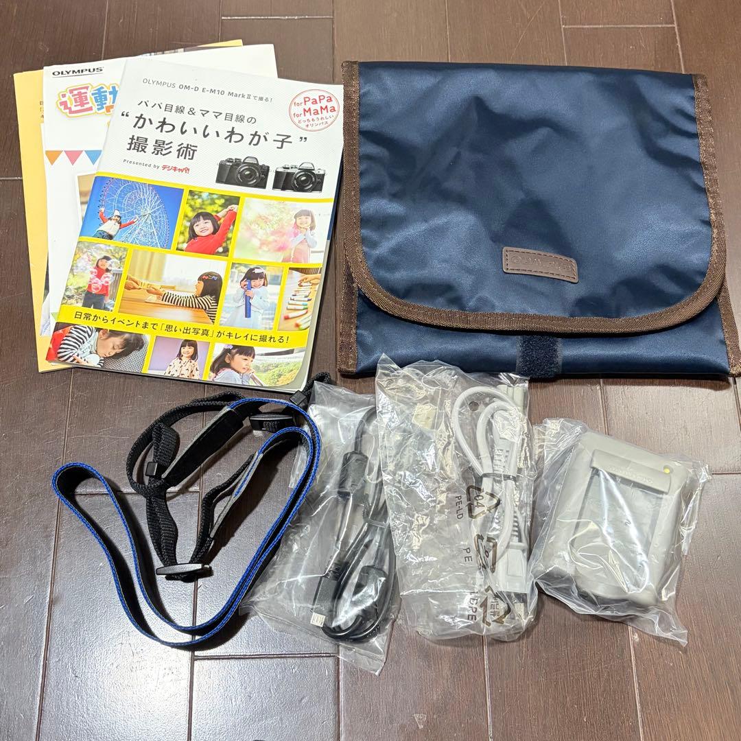 OLYMPUS E-M10 Mark IIIミラーレス一眼　レンズセット