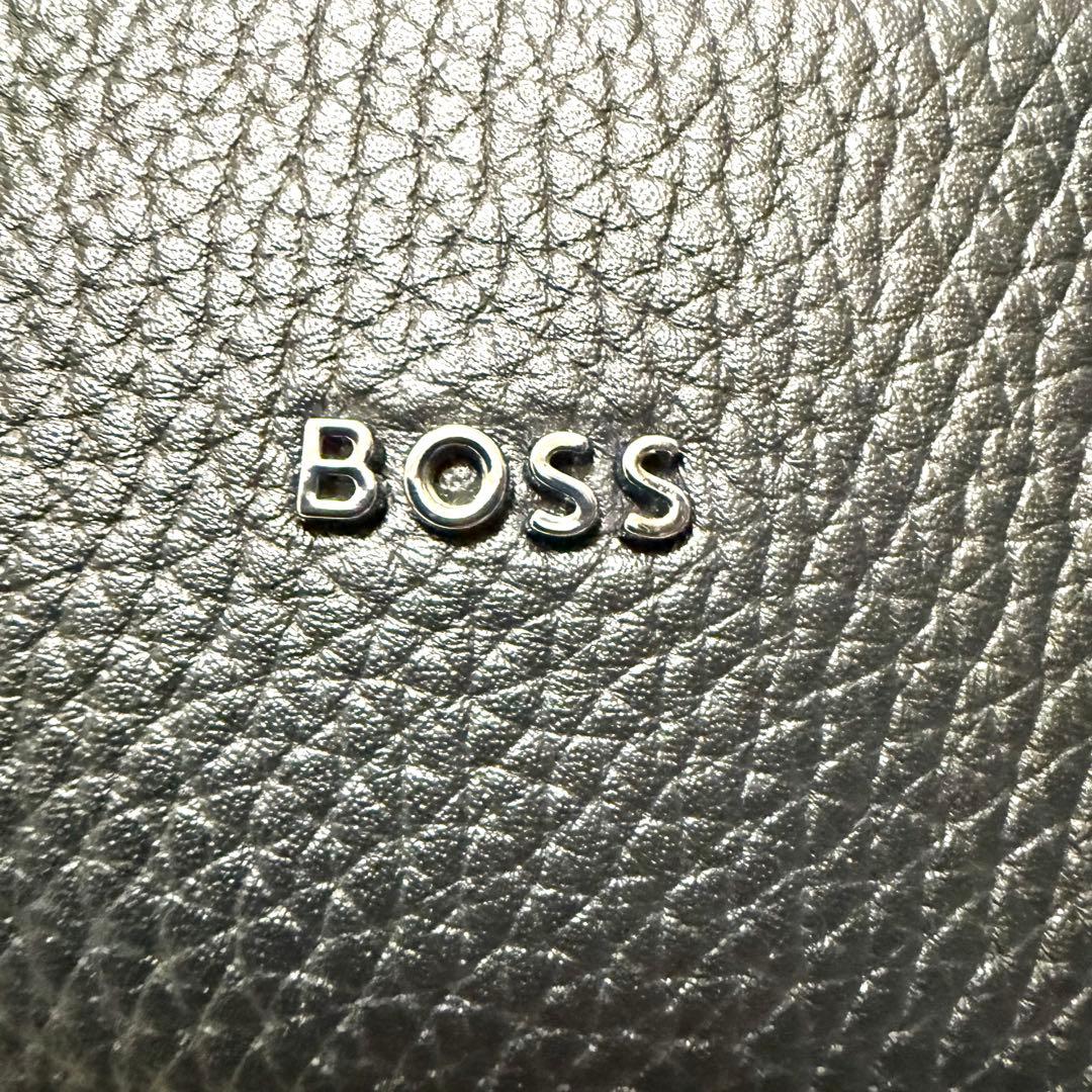 極美品　未使用に近い　ヒューゴボス　メンズ　ビジネスバッグ　ショルダーバッグ