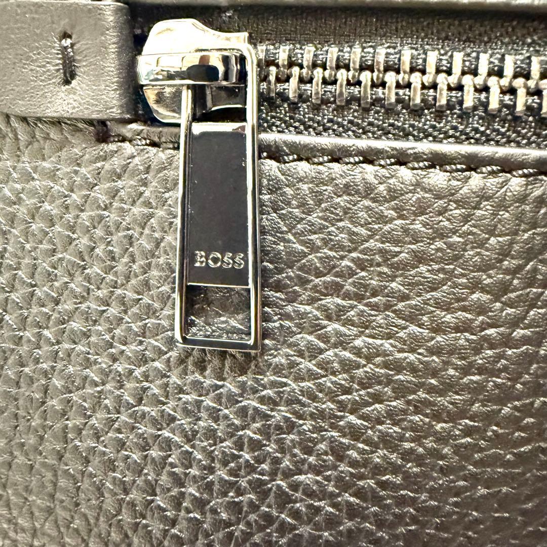 極美品　未使用に近い　ヒューゴボス　メンズ　ビジネスバッグ　ショルダーバッグ
