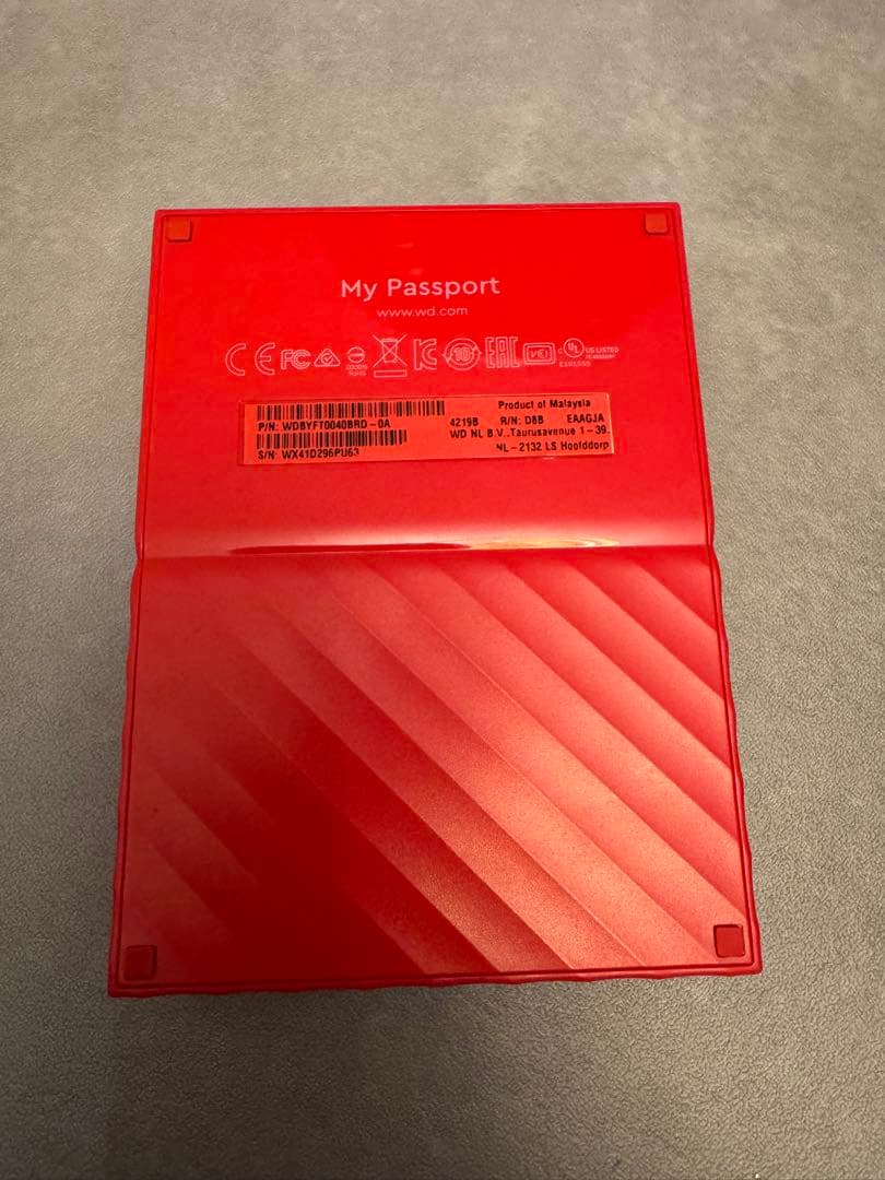 WD My Passport HDD 4TB レッド
