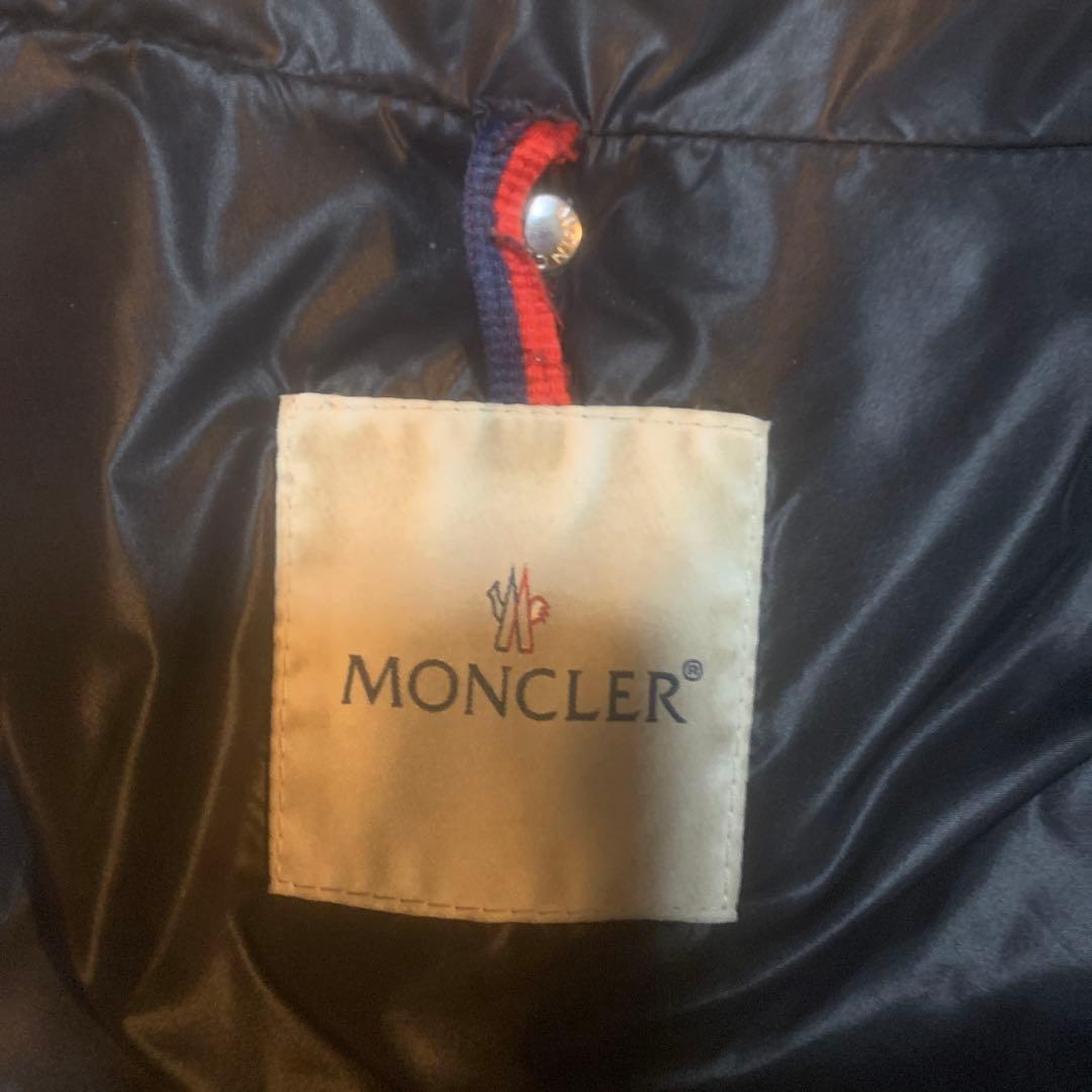 MONCLER パッチ付きダウンジャケット Mサイズ