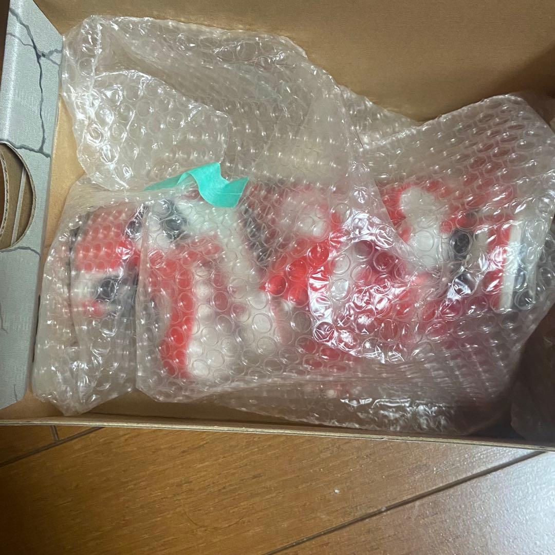 【TOKYOGUNS】怪獣 スニーカーヘッド シカゴ インディーズソフビ 新品