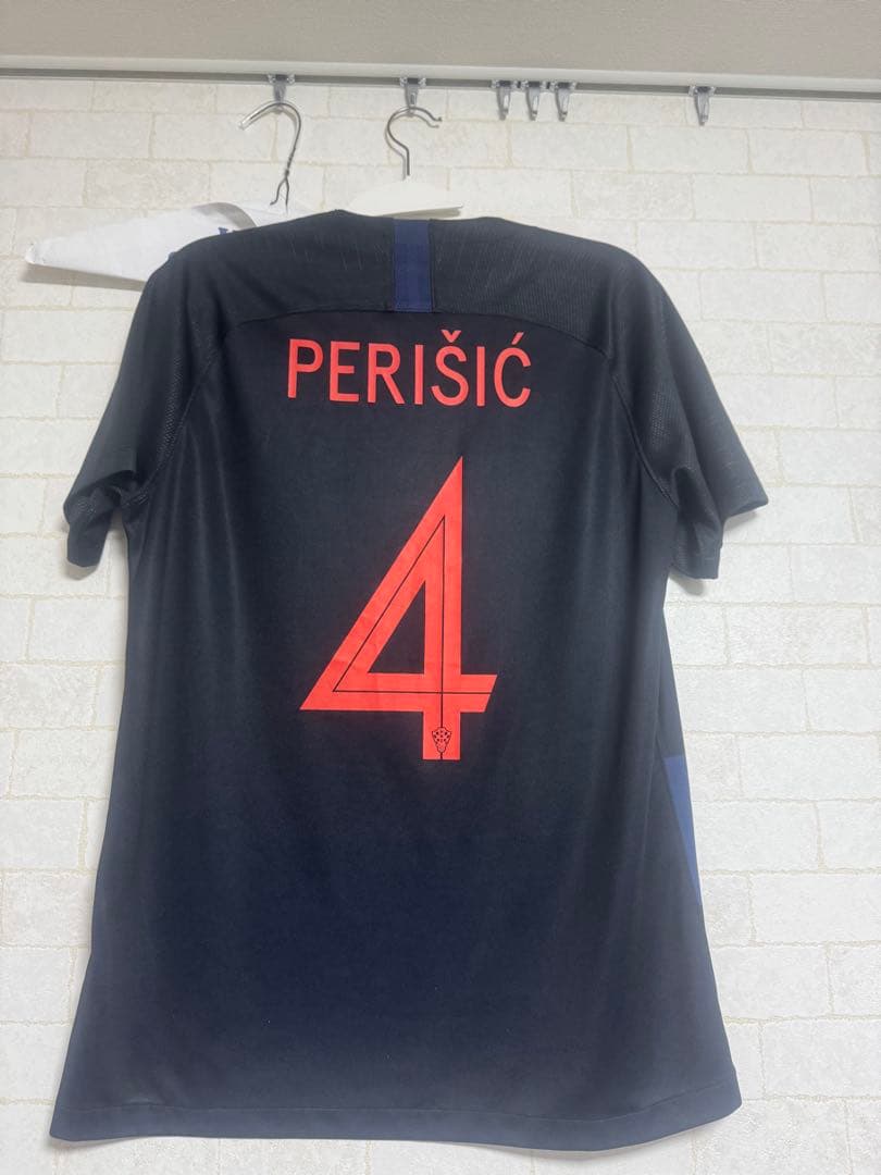 サッカー　ユニフォーム　クロアチア代表　ペリシッチ　Mサイズ