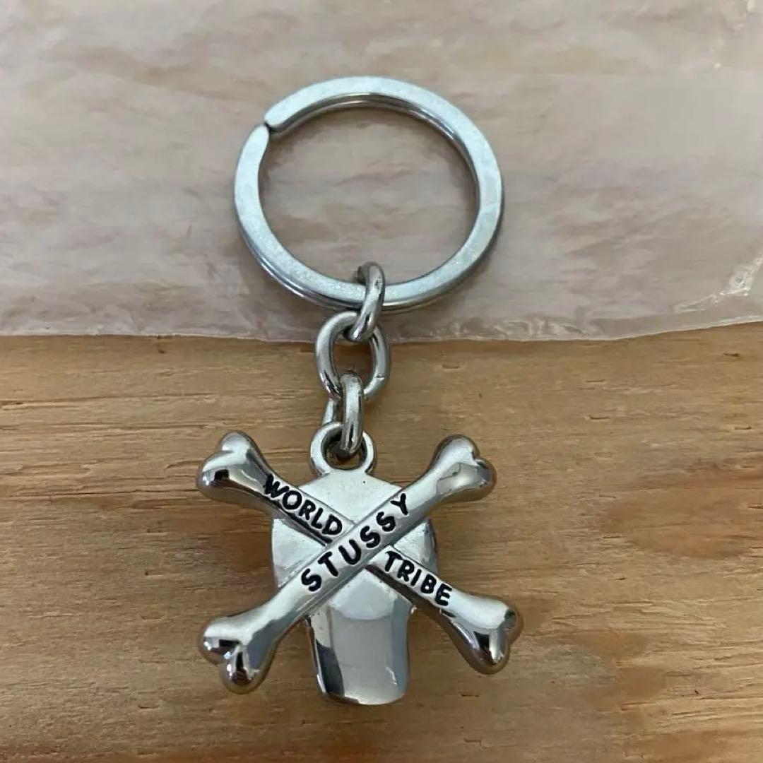 【未使用・美品】STUSSY スカル キーホルダー ステューシー スカルボーン
