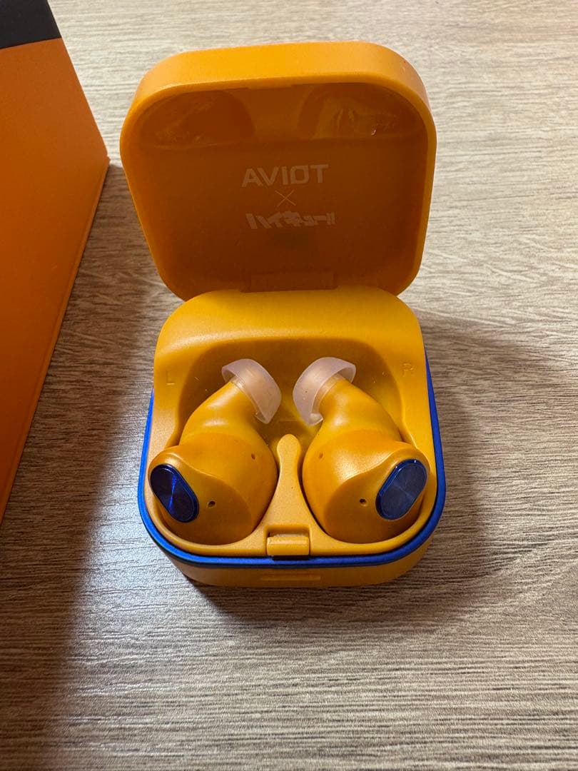 AVIOT ワイヤレスイヤホン ハイキュー!! コラボ(烏野)