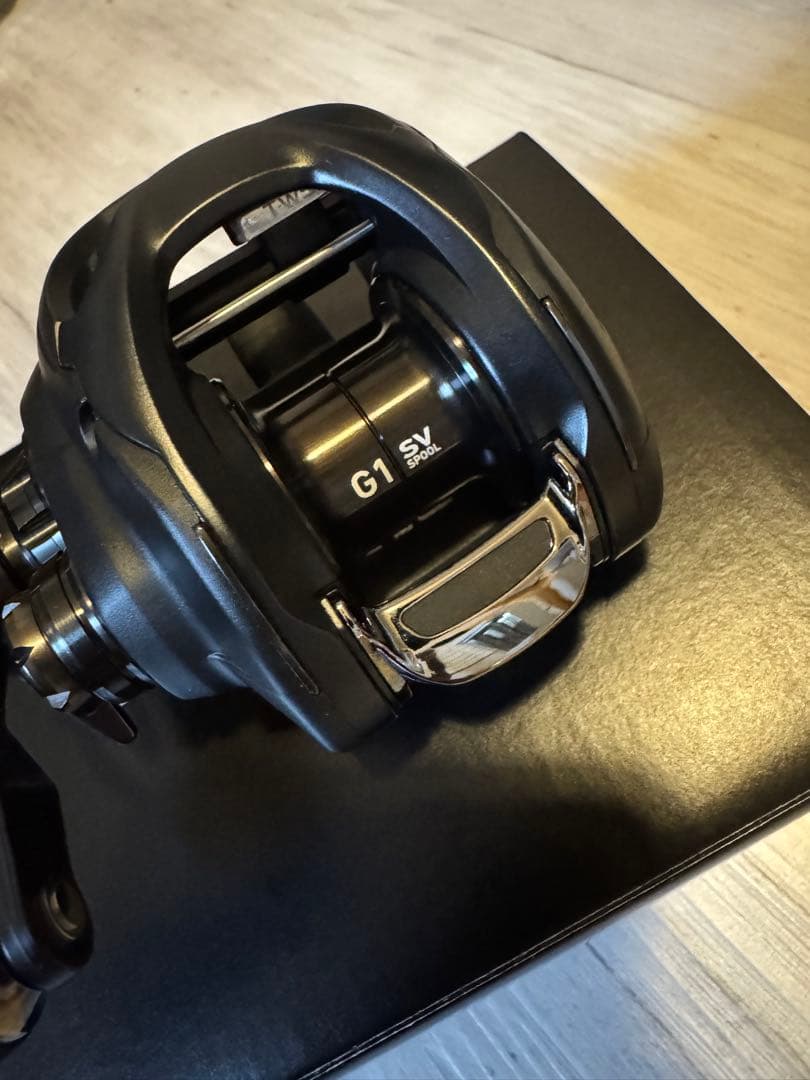 ダイワ　SLP WORKS 美品　ジリオン9L SV TW-SLPW