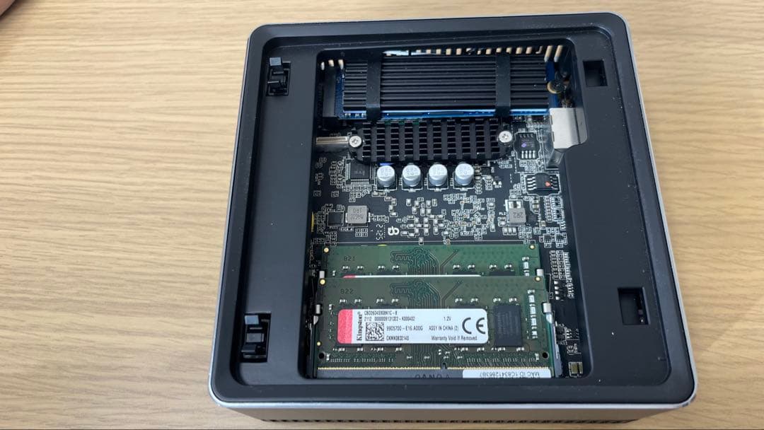 MINIS FORUM DeskMini Computer 本体