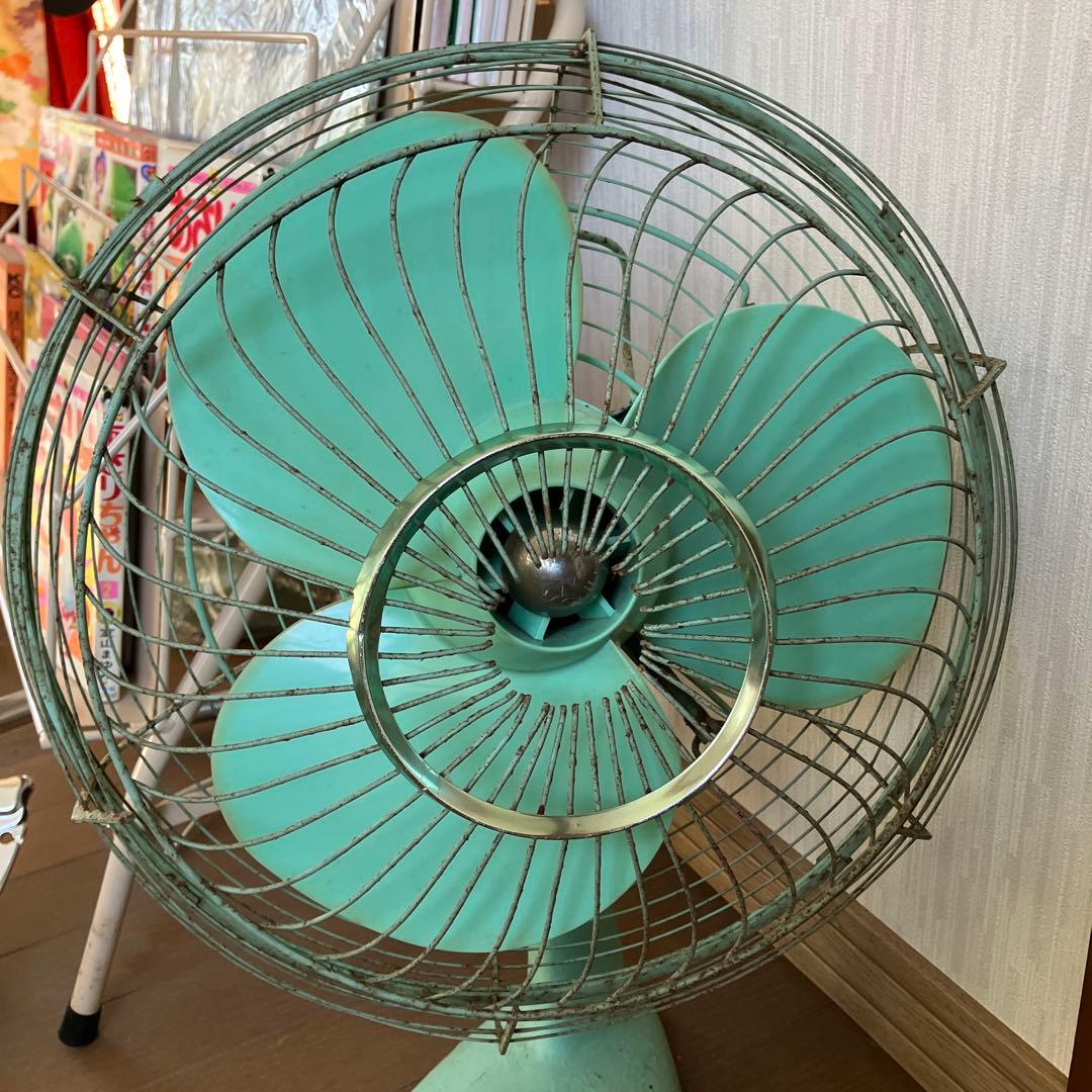 HITACHI 卓上扇風機 レトロ　日立　3枚羽　ミントグリーン　アンティーク