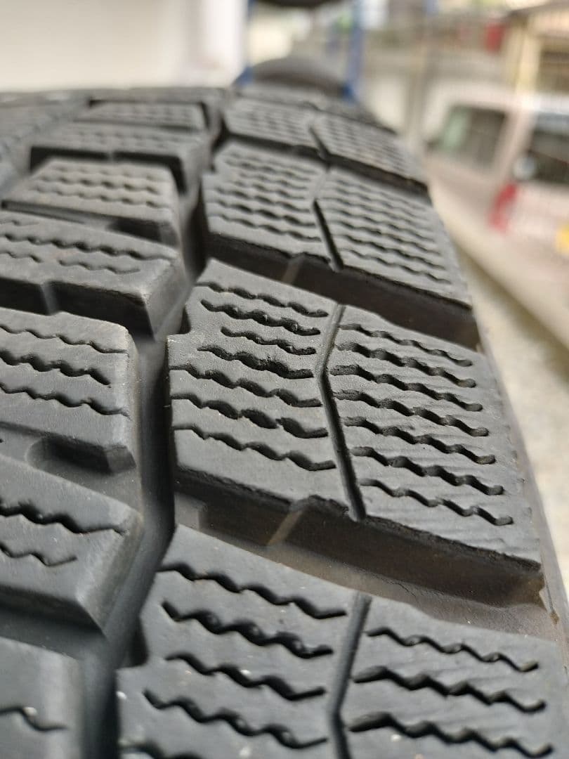 DUNLOP ウィンタータイヤセット 205/65R16