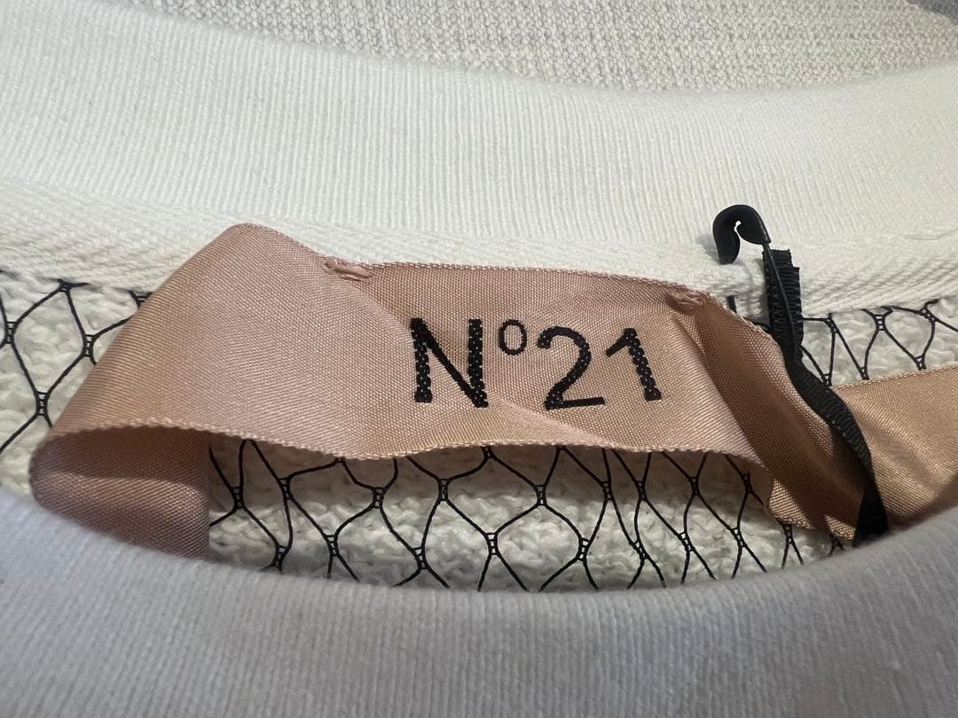 【最終大値下げ！】N°21 クロップドスウェット ホワイトM