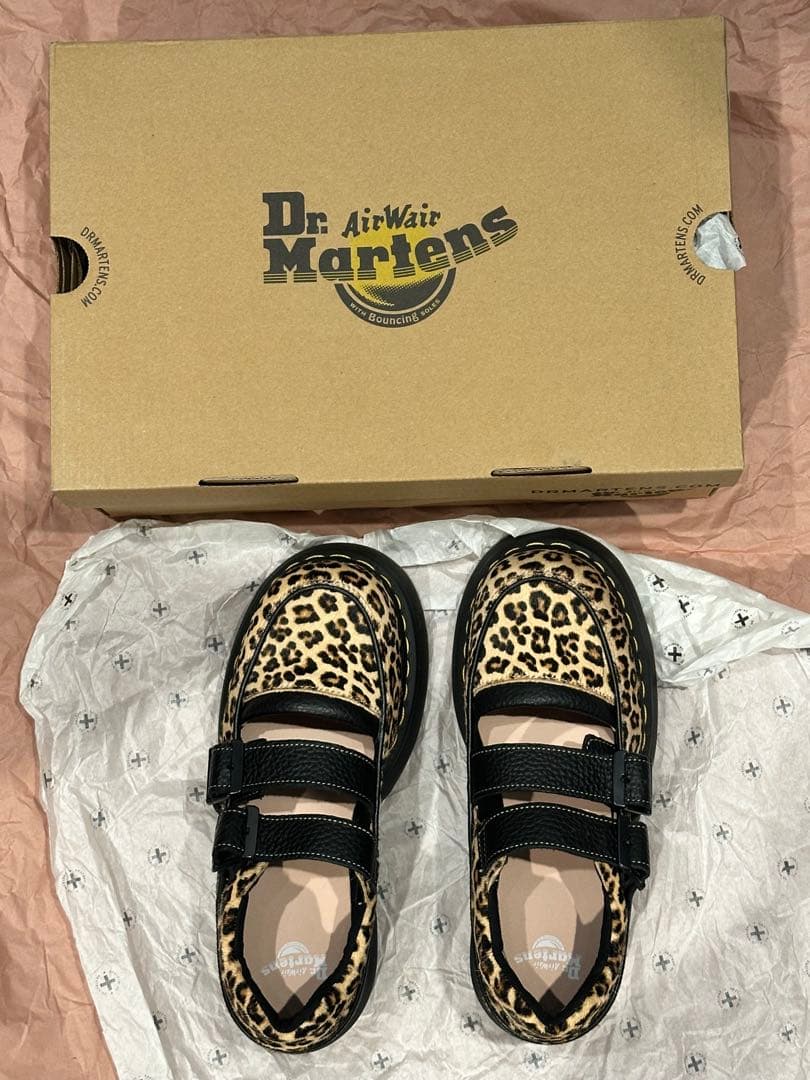 完売品 人気物 Dr. Martens Buzz MJレオパード柄US6 uk4