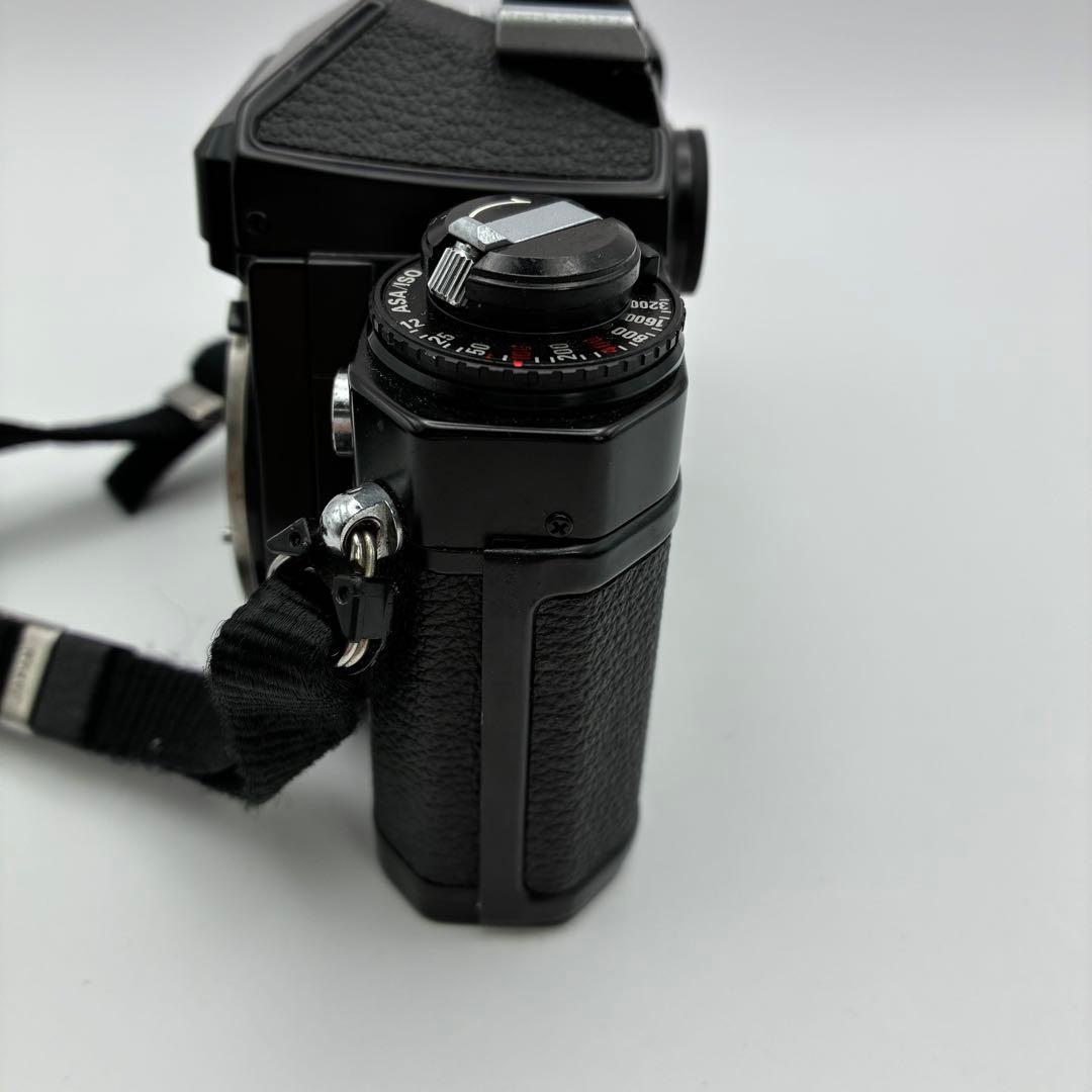 Nikon FE2 フィルム一眼レフカメラ