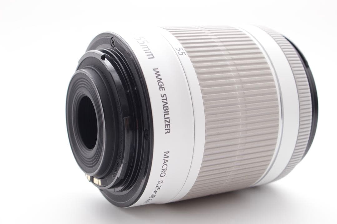 キャノン　EOS Kiss X7 ホワイト　最軽量　美品　100D スマホ転送